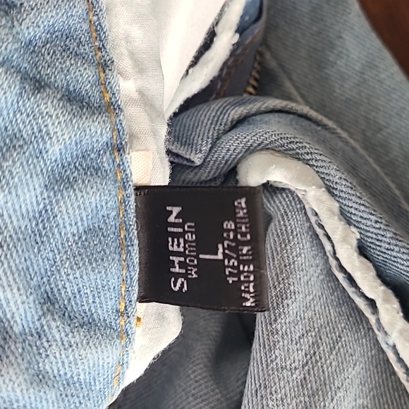 Distressed wide leg jeans - Picture 7 of 7